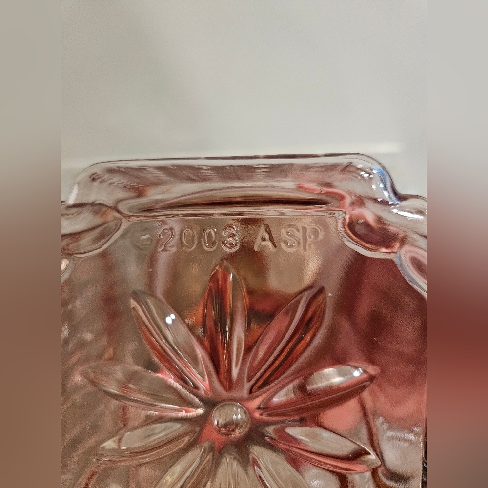 Vintage Tender Heart Treasures Pink Glass Textured Tight Sealed Jar NWOB - Picture 4 of 10